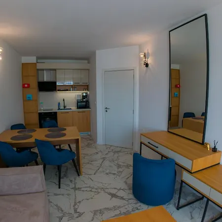 Luxury 1 Bedroom 3rd Floor * Várna